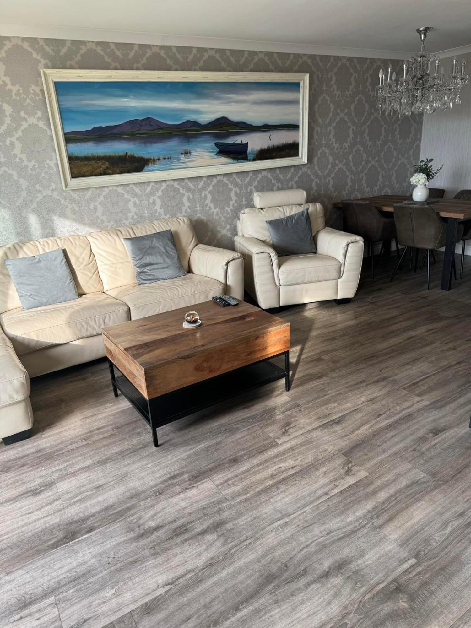 Largs Sea Front, Modern Apartment Dış mekan fotoğraf