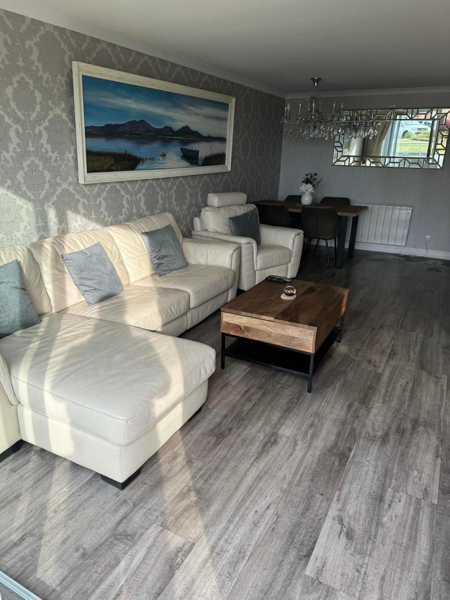Largs Sea Front, Modern Apartment Oda fotoğraf